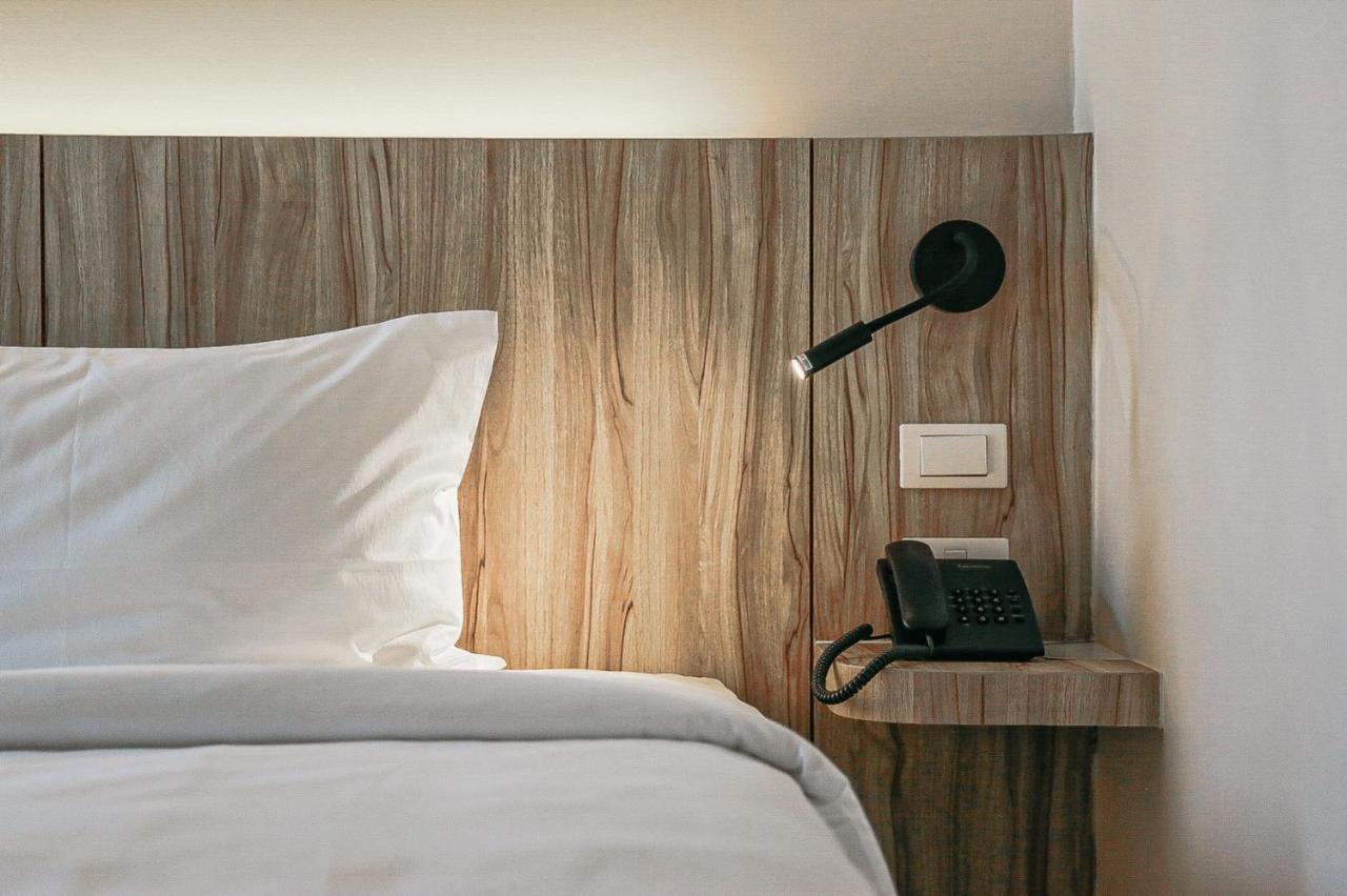 Homitel Bangkok Otel Dış mekan fotoğraf